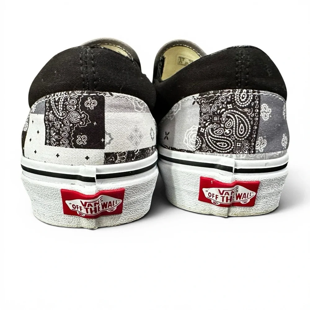 Vans Slip Ons Black & White Patchwork Bandana Shoes - Mens 9.5 / Womens 11 - EUC